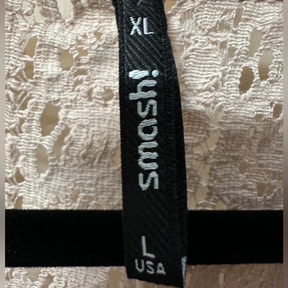 Cowl neck sleeveless top - Picture 3 of 3